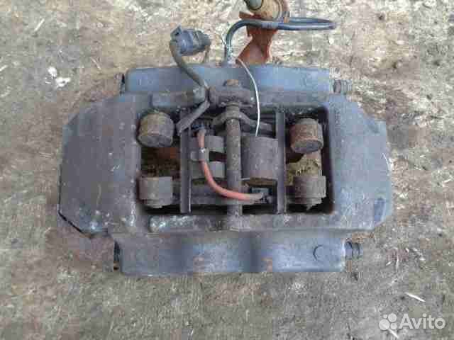 Суппорт задний левый Audi Q7 4L