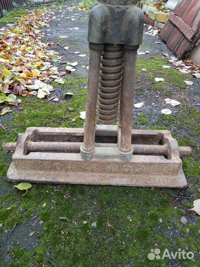 Домкрат железнодорожный СССР