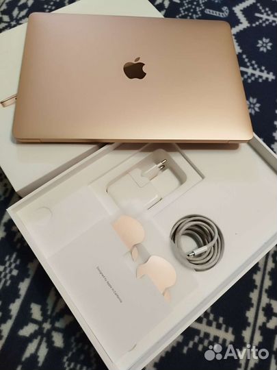 Apple MacBook Pro 13 2020 m1 8gb 512gb