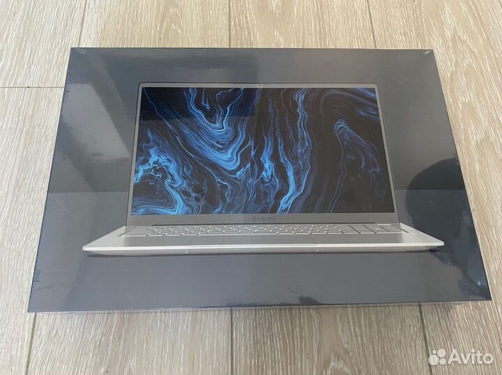 Ноутбук Digma pro sprint M