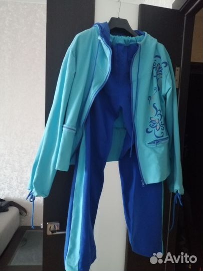 Костюм спортивный