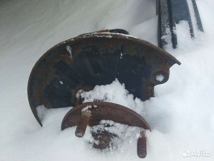 Поворотный кулак Hyundai elantra