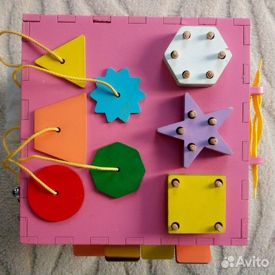 Бизиборд куб