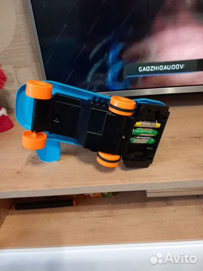 Игрушка робот