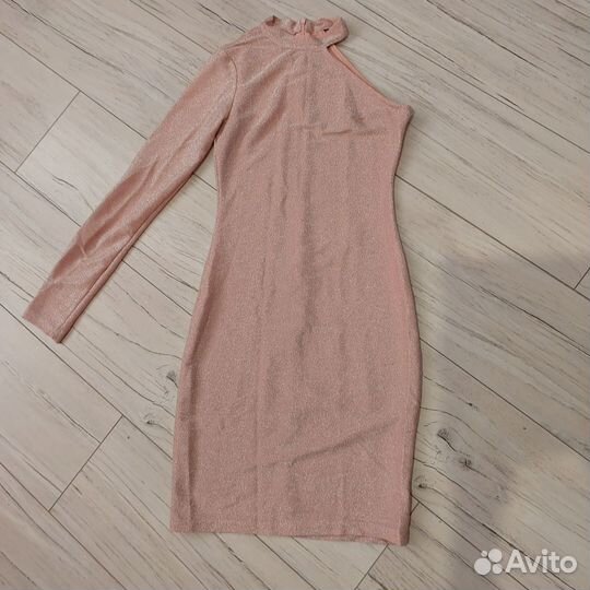 Платье вечернее