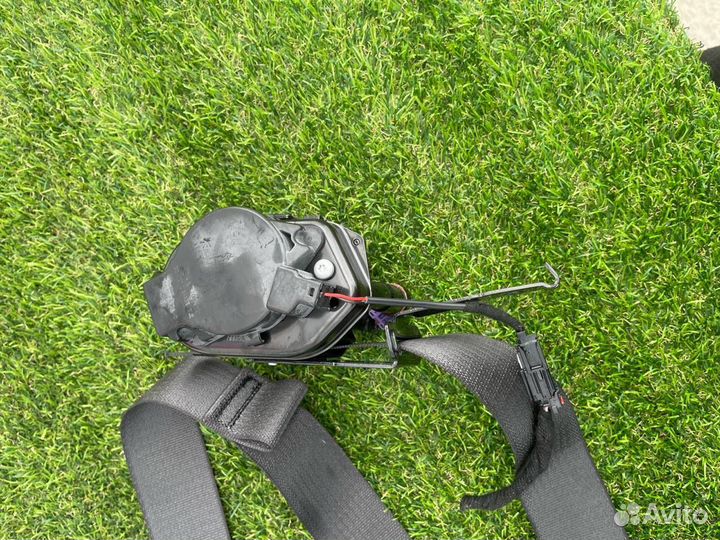 Ремень безопасности передний правый Buick