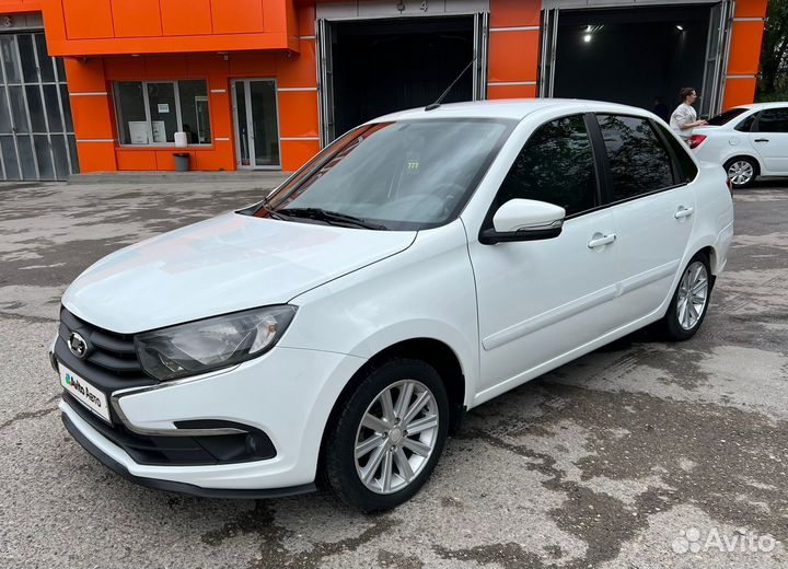 LADA Granta 1.6 МТ, 2019, 180 000 км