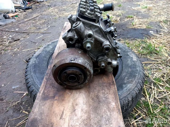 Насос топливный на камаз