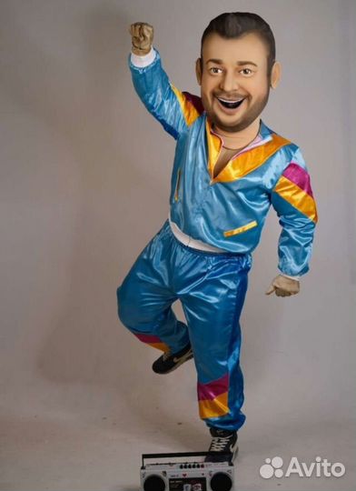 Поздравление от шоу звёзд Сергея жуковаруки вверх