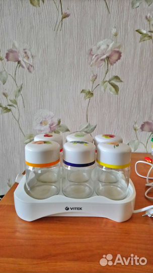 Йогуртница Vitek VT-2600