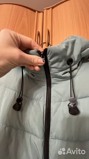 Пуховик женский