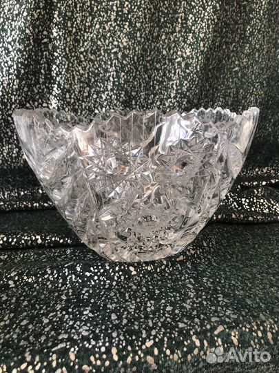 Хрустальные вазочки, конфетницы