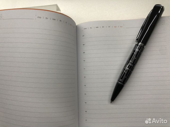 Блокнот ежедневник подарочная шариковая ручка