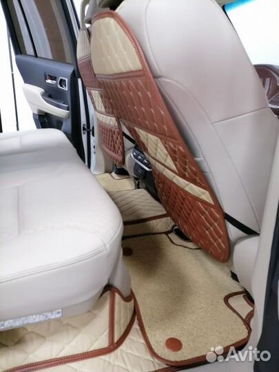 Автоковрики люкс из экокожи на Toyota Vitz