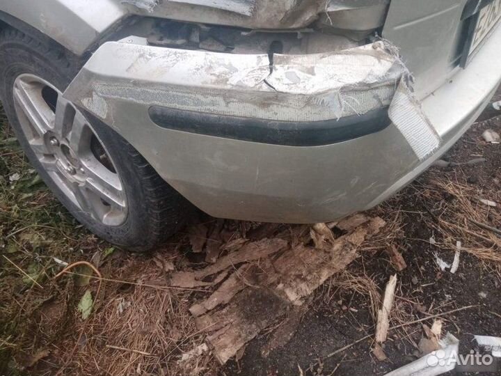 Бампер задний Ford Fusion 2002