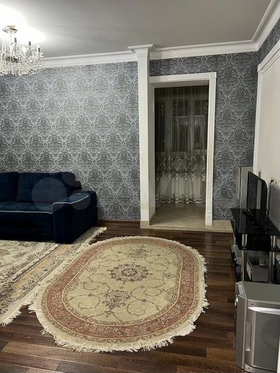 4-к. квартира, 95 м², 4/5 эт.