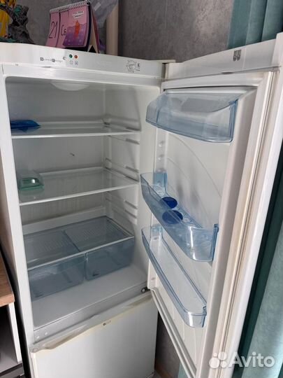 Холодильник