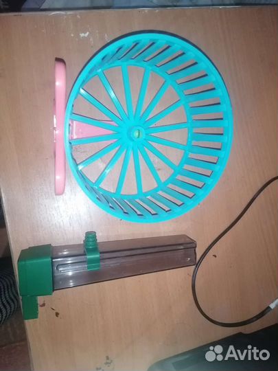 Колесо для грызунов и поилка