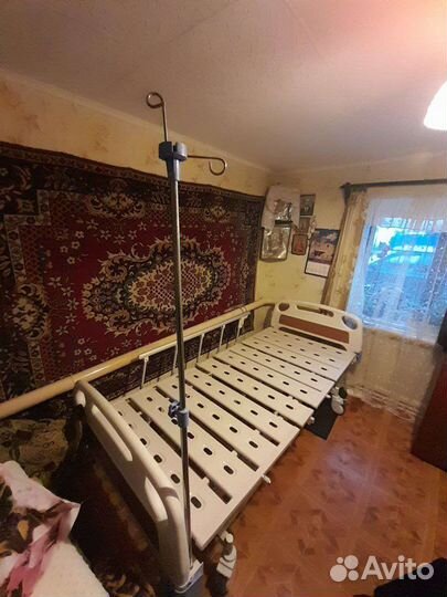 Кровать для лежачих больных бу