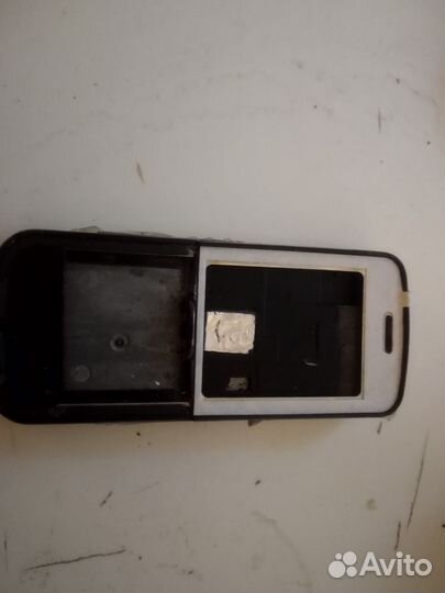 Корпус мобильному телефону