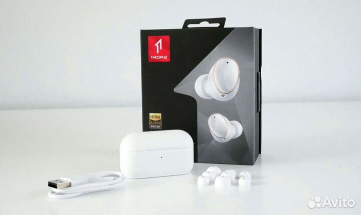 Наушники 1more EVO