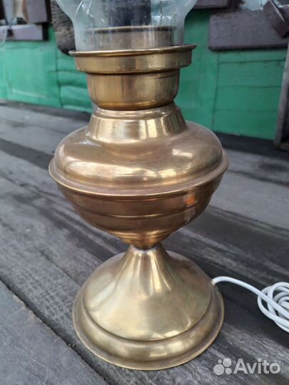 Лампа светильник