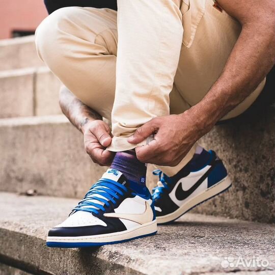 Кроссовки Air Jordan 1 Low Travis Scott x Fragment