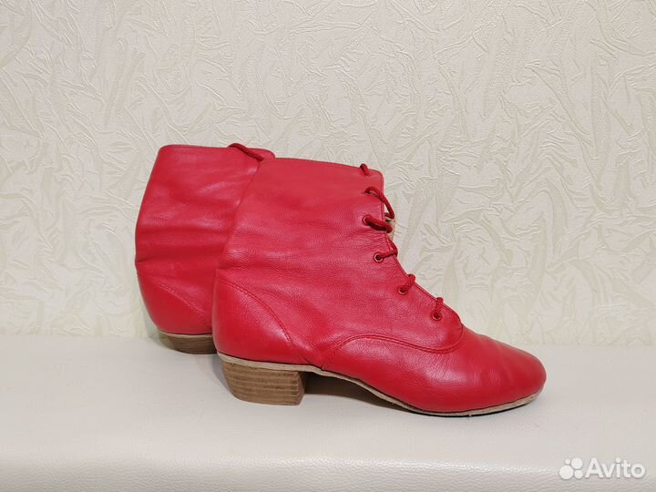 Продаются ботинки для танцев