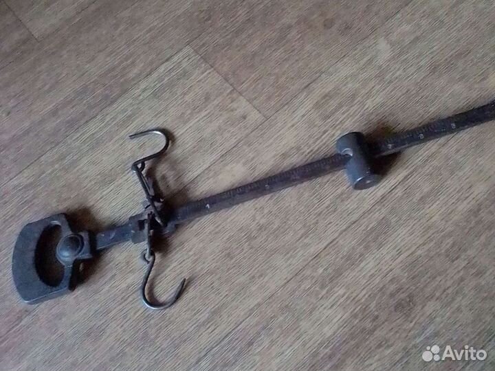 Весы старинные