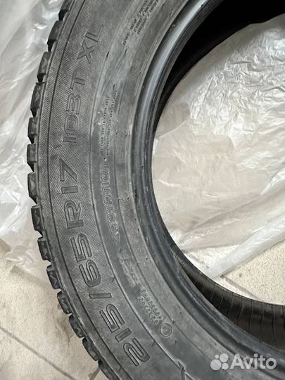 Nokian Tyres Hakkapeliitta 8 SUV 215/65 R17