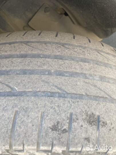 Bridgestone Dueler H/P Sport 225/60 R17