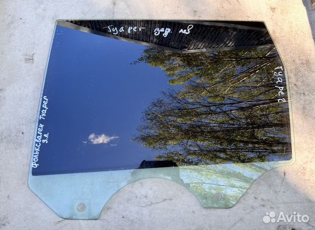 Стекло двери заднее левое Volkswagen Touareg