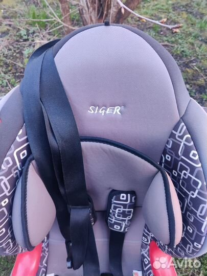 Детское кресло автомобильное