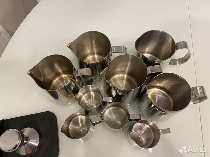 Питчеры для молока, молочники