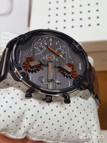 Часы Оригинальные новые diesel Mr Daddy DZ7315