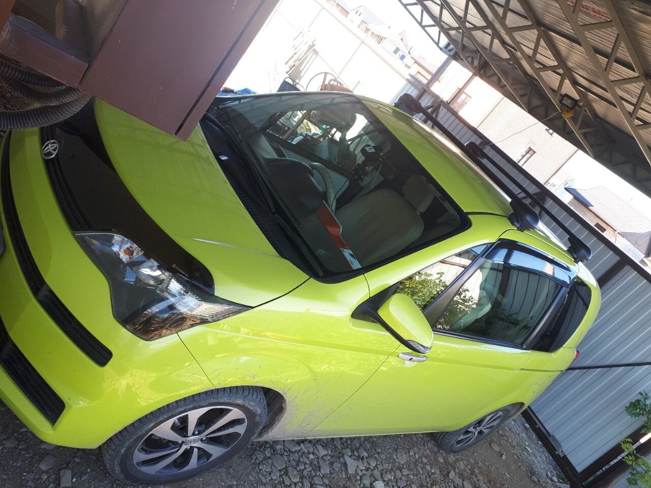Toyota Spade: фото из отзыва