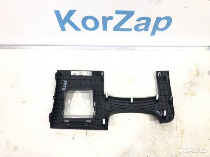 Накладка торпедо Hyundai Elantra 6 AD 2016