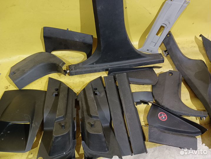 Обшивка накладка салона ford fiesta (2008)