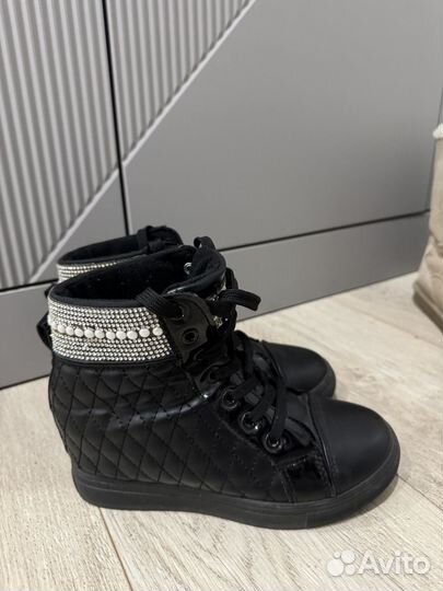 Ботинки женские