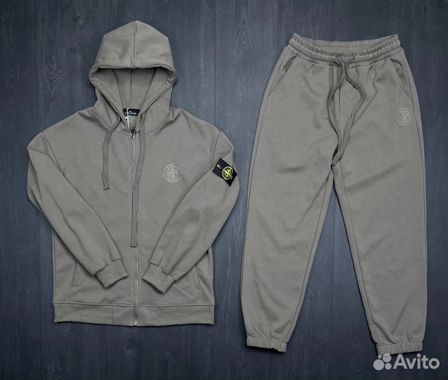 Спортивный костюм stone island