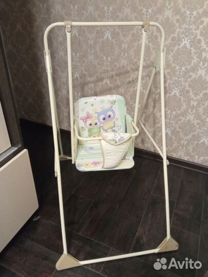 Детская качелька