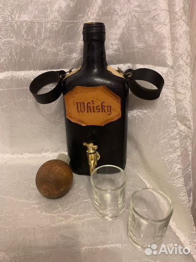 Бутылка стеклянная