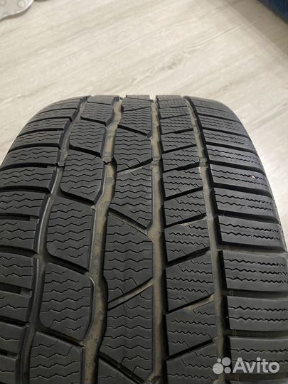 Continental ContiWinterContact TS 830 P 255/40 R18