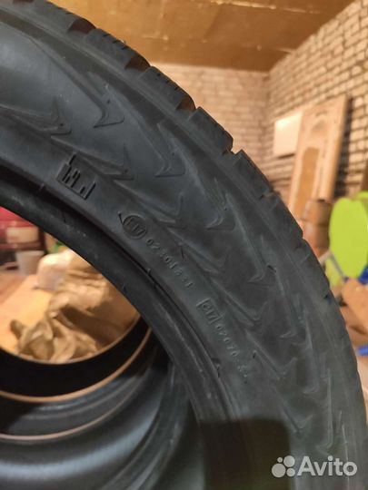 Nokian Tyres Hakkapeliitta 7 225/50 R17 94T