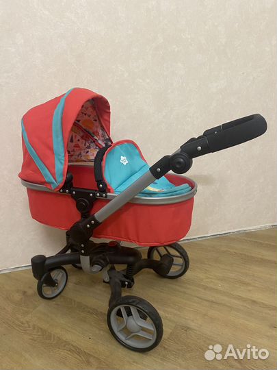 Коляска для кукол