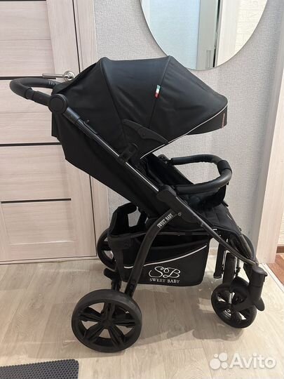 Прогулочная коляска