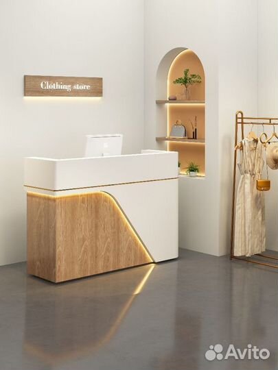 Стойка ресепшн, кассовые стойки