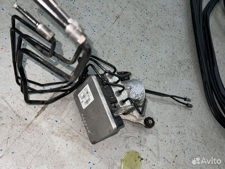 Блок ABS BMW 5 G30 круиз с подтормаживанием