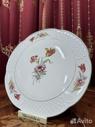 Тортница villeroy boch tulipe