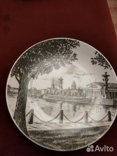 Тарелка декоративная настенная